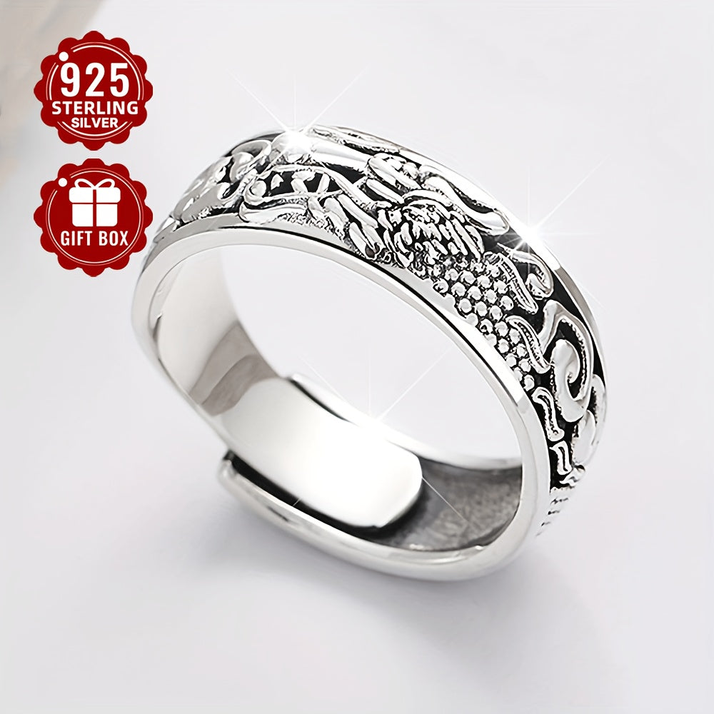 A Stylish And Bold Dragon Pattern Design Ring Made Of Sterling Silver, Weighing Approximately 6.6g, Suitable For Both Men And Women To Wear At Parties And Events.